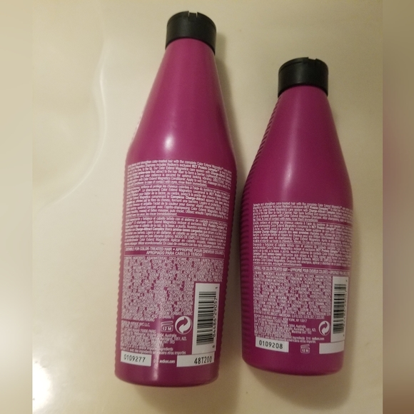 Redken Color Extend Magnetics Shampoo & Conditioner Set - Picture 2 of 6